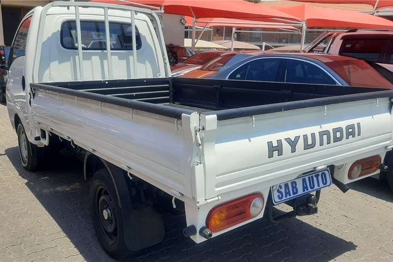 Used 2011 Hyundai H-100 Bakkie 2.6D chassis cab