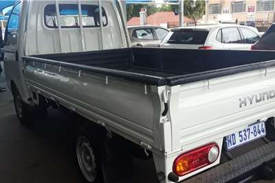  2009 Hyundai H-100 H-100 Bakkie 2.6D deck