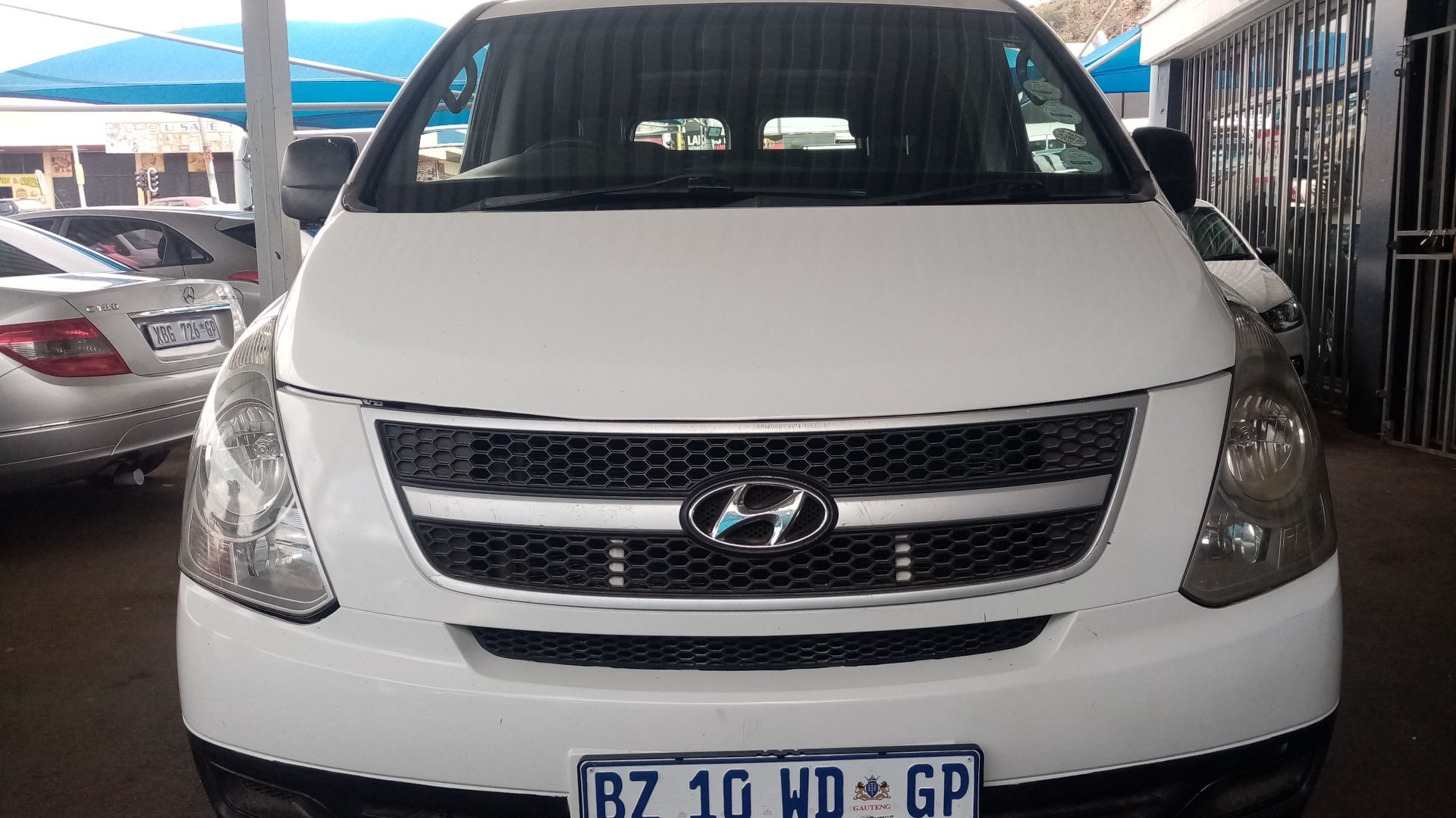 Hyundai H1 H 1 2.4 panel van GL for sale in Gauteng | Auto Mart