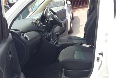  2012 Hyundai i10 i10 1.1 GLS