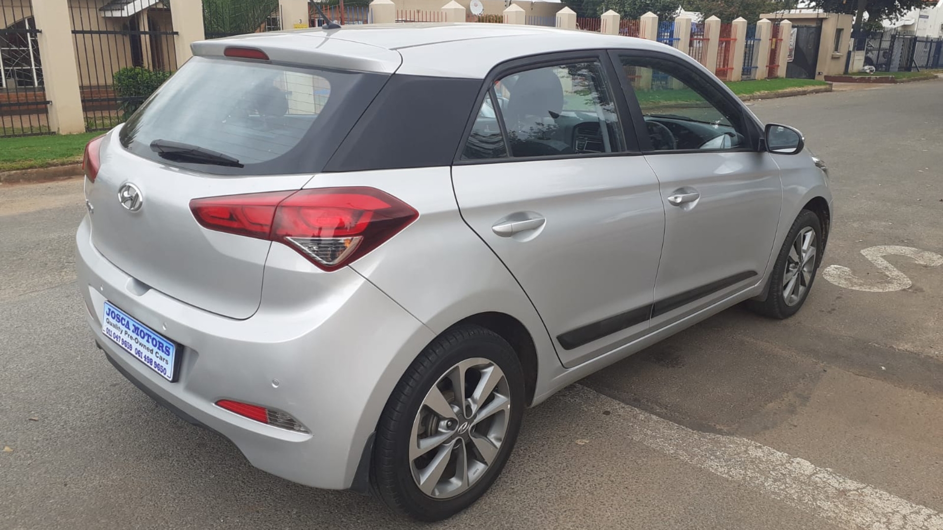 Used 2016 Hyundai 1.4 Fluid for sale in Gauteng Auto Mart