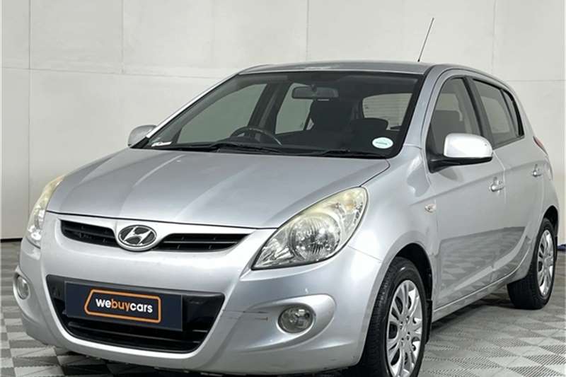 Hyundai I20 1.4 GL 2011