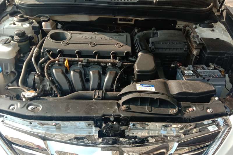 Hyundai Sonata 2.4 GLS automatic 2012