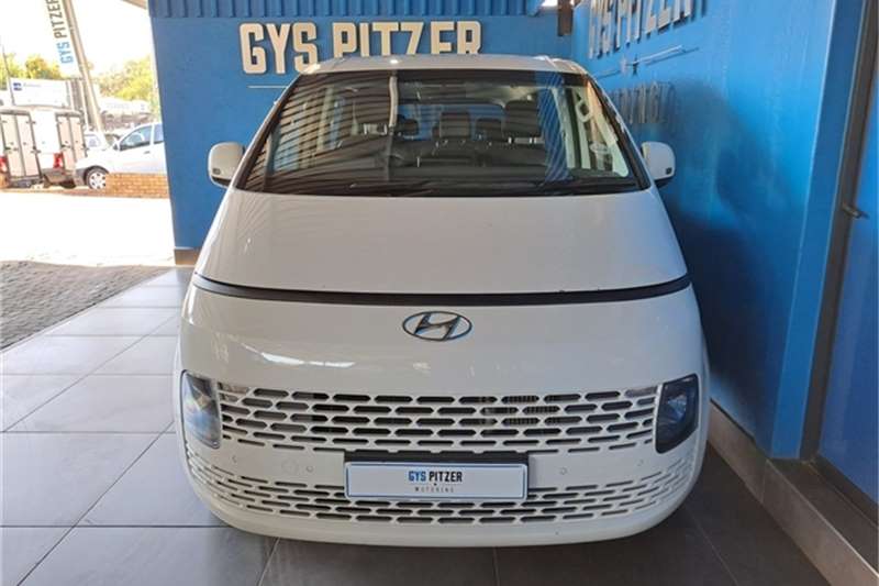 2023 Hyundai Staria