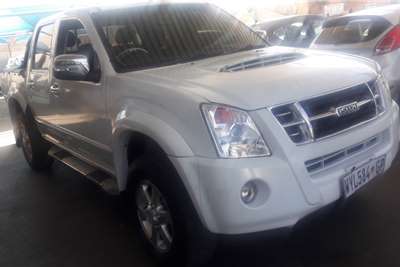  2010 Isuzu D-Max double cab D-MAX 300 LX A/T D/C P/U