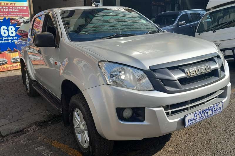 Used 2016 Isuzu D-Max Extended Cab D MAX 250 HO X RIDER E CAB