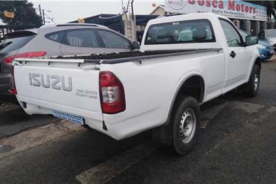  2013 Isuzu KB KB 200