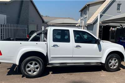  2011 Isuzu KB KB 300TDI double cab 4x4 LX