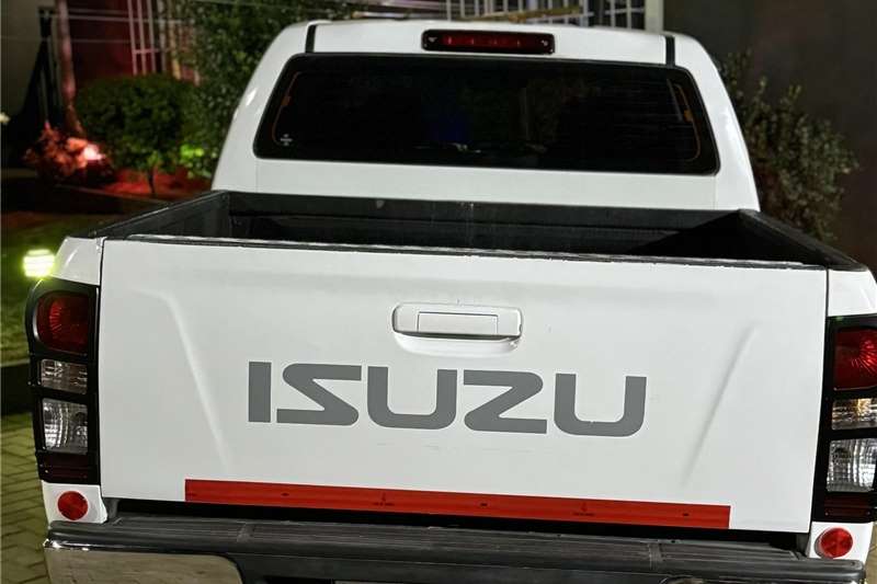 Used 2016 Isuzu KB Double Cab 