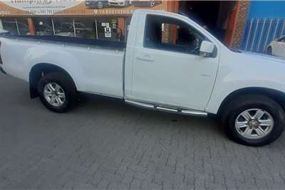  2014 Isuzu KB double cab KB 250 D-TEQ HO HI RIDER 4X4 P/U D/C