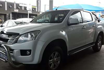  2015 Isuzu KB double cab KB 250 D-TEQ HO HI RIDER P/U D/C