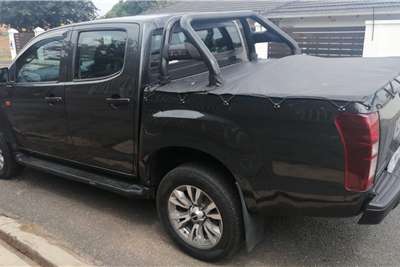  2017 Isuzu KB double cab KB 250 D-TEQ HO HI RIDER P/U D/C