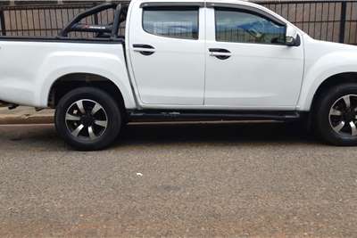  2015 Isuzu KB double cab KB 250 D-TEQ HO LE PU D/C