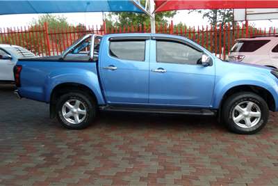  2014 Isuzu KB double cab KB 300 D-TEQ LX A/T P/U D/C