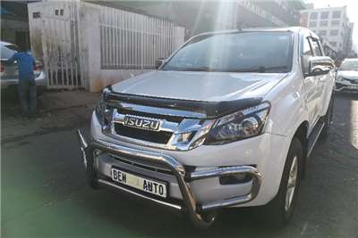  2015 Isuzu KB double cab KB 300 D-TEQ LX P/U D/C