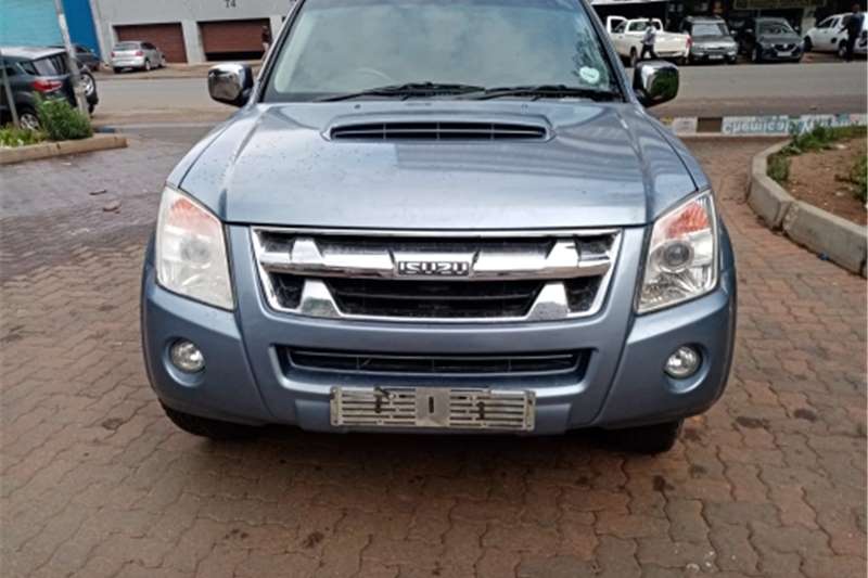 Isuzu KB double cab Lx Dlg manual  2012