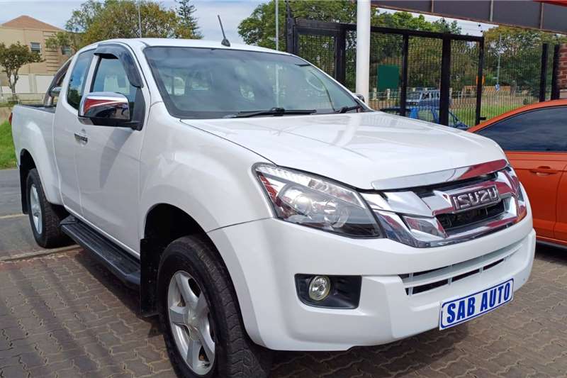 2015 Isuzu KB