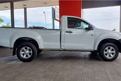  2017 Isuzu KB single cab KB 250D LEED FLEETSIDE P/U S/C