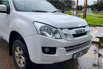  2015 Isuzu KB single cab KB 300 D-TEQ LX 4X4 P/U S/C