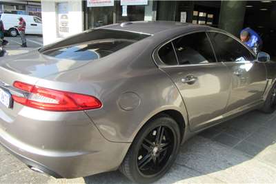  2013 Jaguar XF 