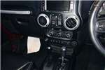  2013 Jeep Wrangler Unlimited WRANGLER UNLTD SAHARA 3.6L V6 A/T