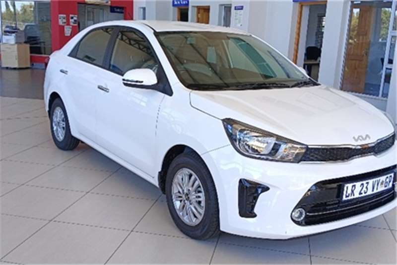 Kia Pegas 1.4 EX 2024