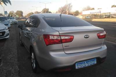  2014 Kia Rio Rio sedan 1.4