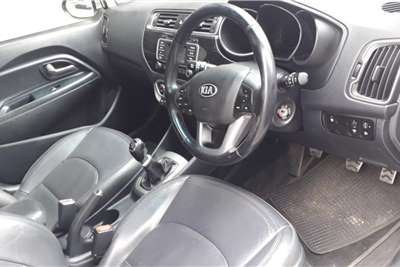  2016 Kia Rio Rio sedan 1.4