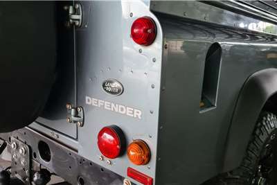  2015 Land Rover Defender 110 DEFENDER 110 D240 (177KW)