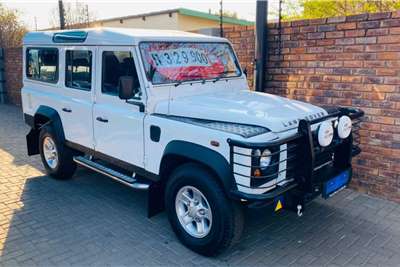  2012 Land Rover Defender Defender 110 TD multi-purpose S