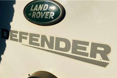  2012 Land Rover Defender Defender 110 TD multi-purpose S