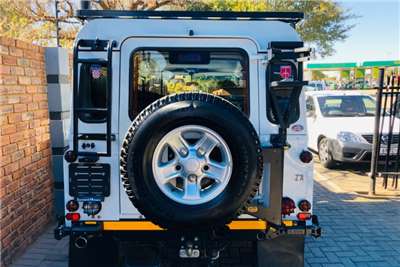  2011 Land Rover Defender Defender 110 TD station wagon