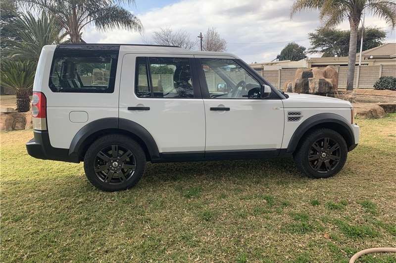 Land Rover Discovery 4 SDV6 S 2012
