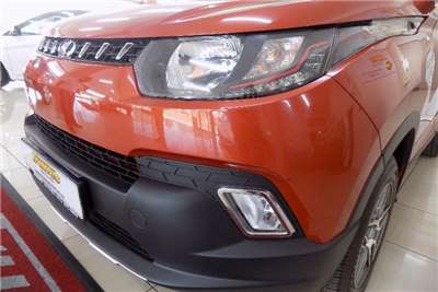  2016 Mahindra KUV100 KUV100 1.2 D75 K8