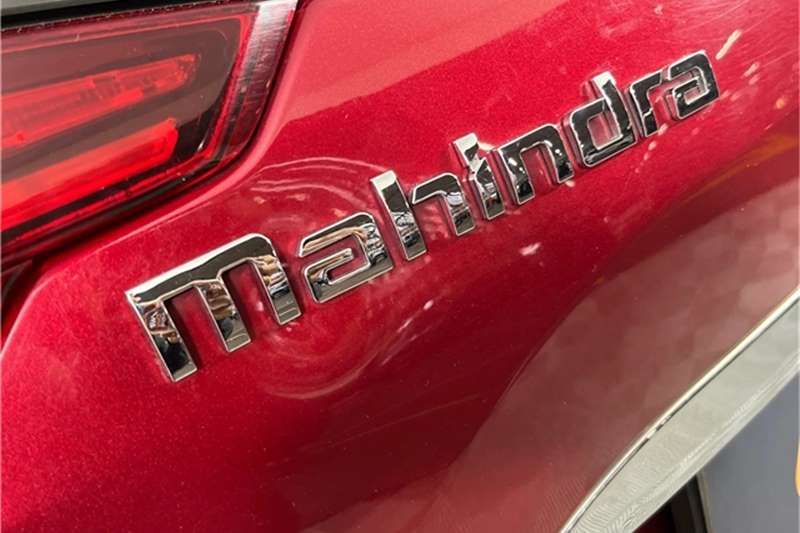  2019 Mahindra XUV500 XUV 500 2.2D MHAWK A/T (W10) 7 SEAT