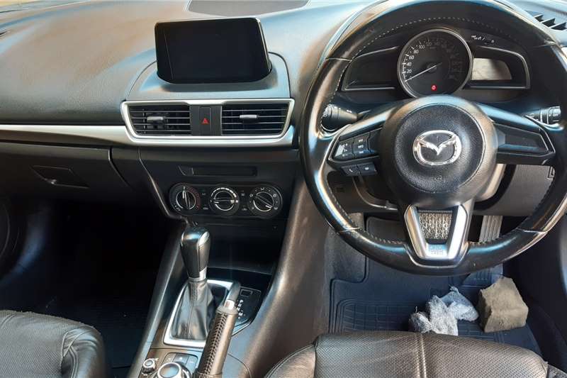  2017 Mazda Mazda3 Mazda3 sedan 2.0 Individual auto
