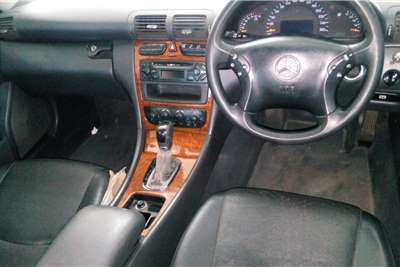  2003 Mercedes Benz 180C 