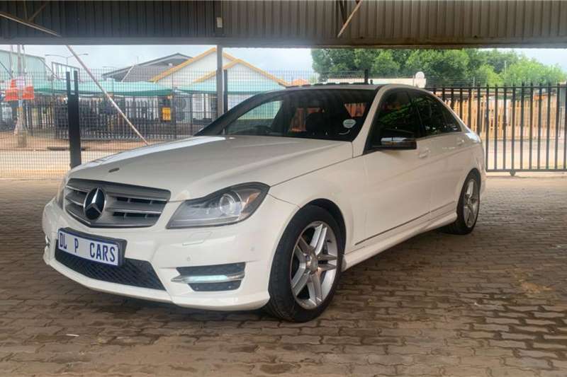 Mercedes Benz 180D 5 door sedan 2015