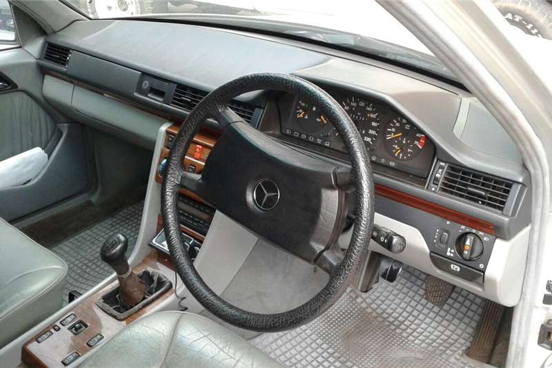 Mercedes Benz 200E 1993