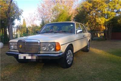  1979 Mercedes Benz 300D 