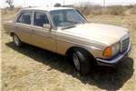  1974 Mercedes Benz 300E 