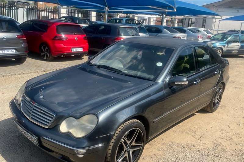 Used 2004 Mercedes Benz 320CE 