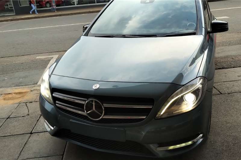 Mercedes Benz B Class B200 auto 2013