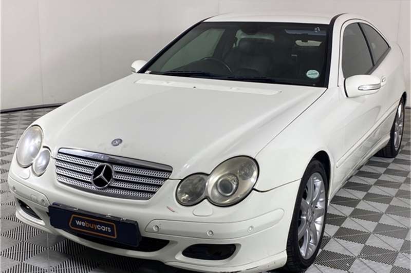 Mercedes Benz C Class C230 V6 Sports Coupé Evolution 7G-Tronic 2005