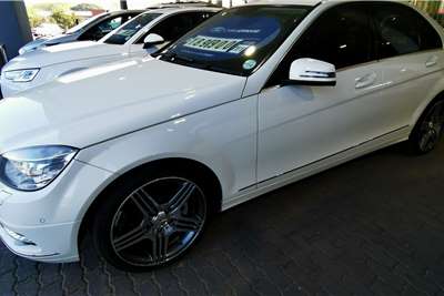  2011 Mercedes Benz C-Class sedan C300 AVANTGARDE A/T