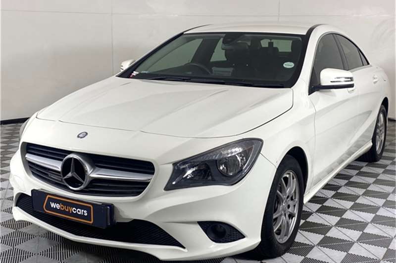 Mercedes Benz CLA 200 auto 2015