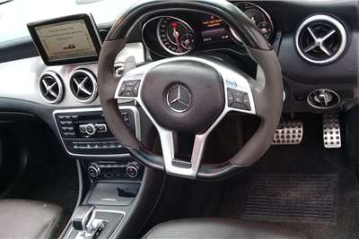  2015 Mercedes Benz CLA 