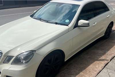  2010 Mercedes Benz E Class E300 Avantgarde