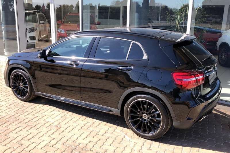 19 Mercedes Benz Gla250 4matic For Sale In Gauteng Auto Mart