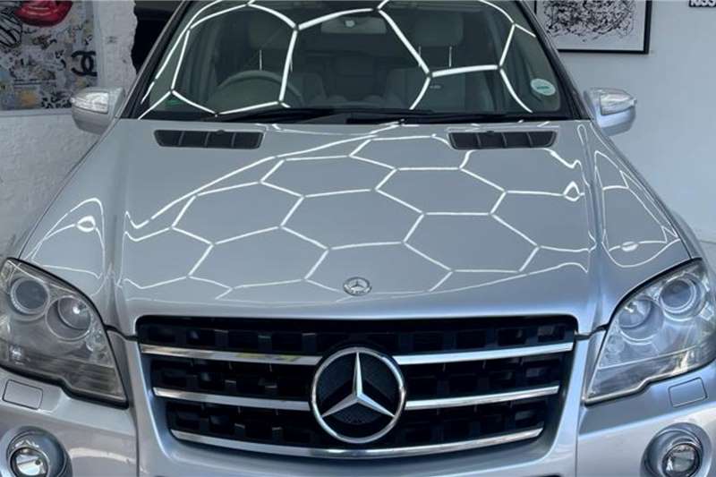 Mercedes Benz ML 63 AMG Premium Edition 2011